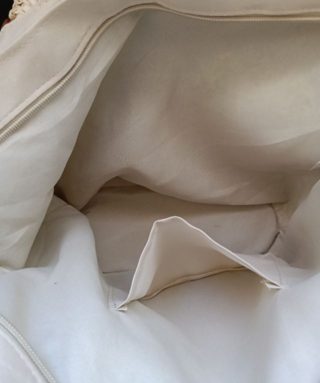 Bolso de mimbre de colores