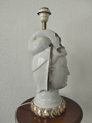 Lámpara de mesa estilo buda