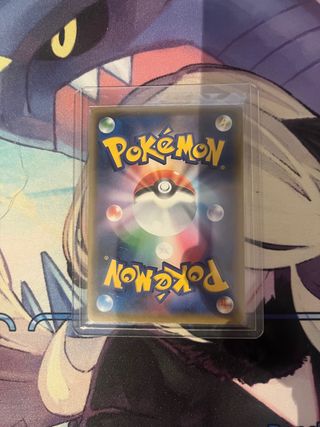 Carta Pokémon Caitlin HR