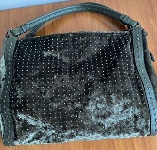 Bolso Terciopelo Verde con Tachuelas