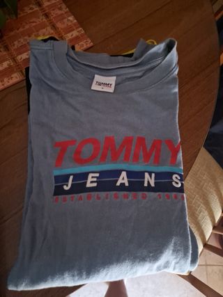 Tommy Hilfiger,armani,New era bulls