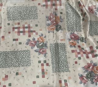 Cortina : beige y verde