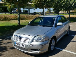 Toyota Avensis 2003