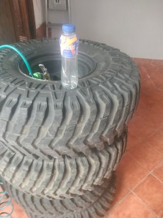 Maxxis 37 Neumáticos+llantas 4x4