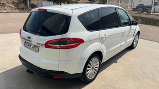 Ford S-MAX 2013