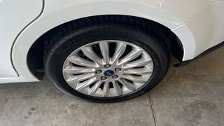 Ford S-MAX 2013