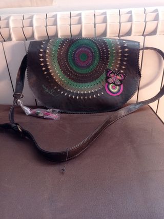 Bolso Desigual con Mariposa