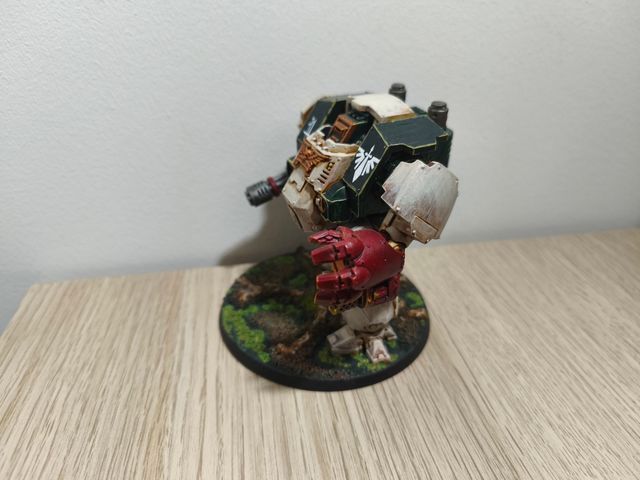 Warhammer 40k Primaris Redemptor Dreadnought