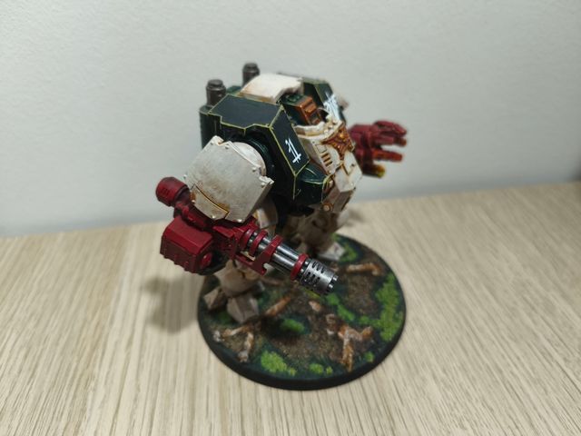 Warhammer 40k Primaris Redemptor Dreadnought