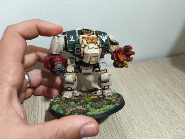 Warhammer 40k Primaris Redemptor Dreadnought