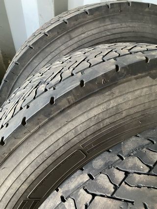 3 Ruedas Camión Dunlop 315/30R 22.5 SP 446 al 70%