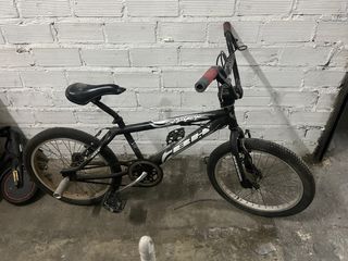 Bicicleta de Montaña Negra
