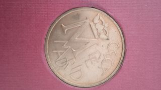 Moneda y medalla
