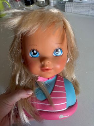 Muñeca para peinar juguete