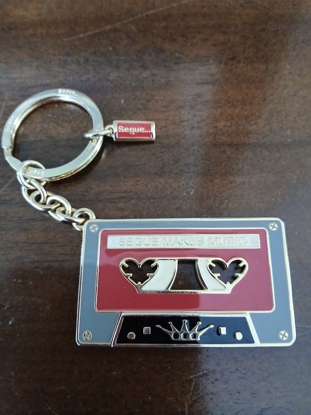 Portachiavi Segue makes music cassetta