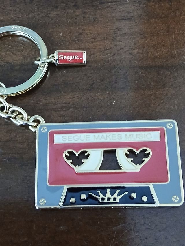 Portachiavi Segue makes music cassetta