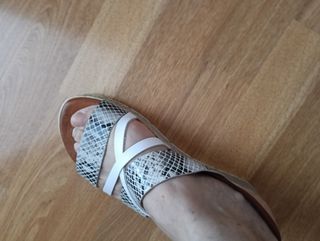 Sandalias Wikers Piel Tiras Serpiente Marrón