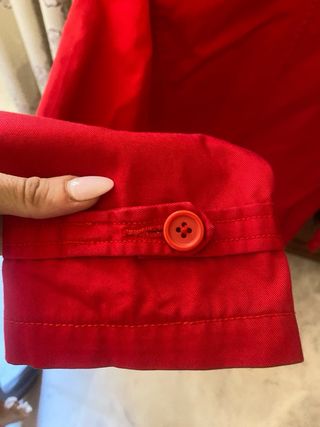 Trench roja Benetton