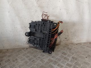 CAJA RELES / FUSIBLES MERCEDES-BENZ CLASE A (BM 169)
