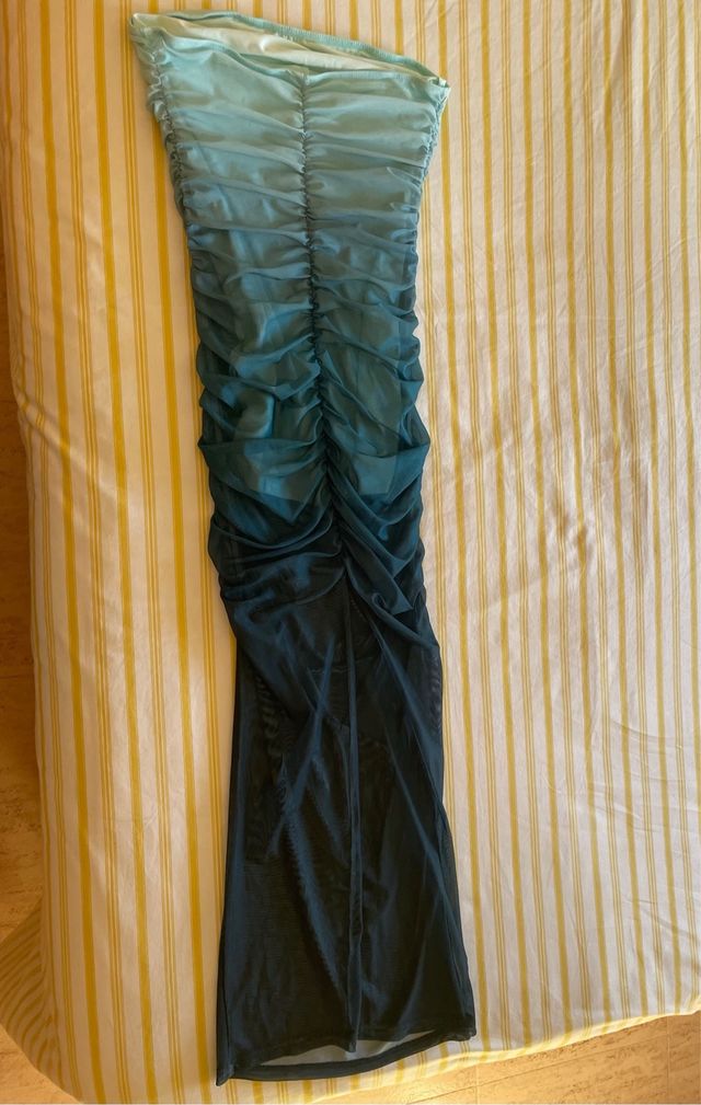 Vestido sin tirantes degradado