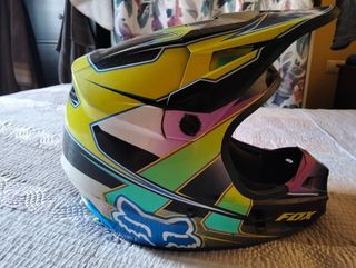 Casco Fox V1