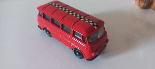Penny Romeo Autobus 1:66