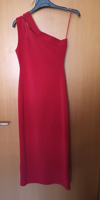 Abito Zara rosso con dettagli metallici