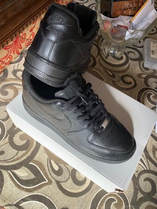 Nike Air Force 1 Negras