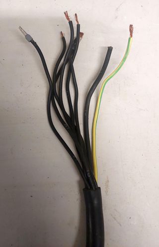 Manguera eléctrica PRYSMIAN de sección 8 x 1,5mm2