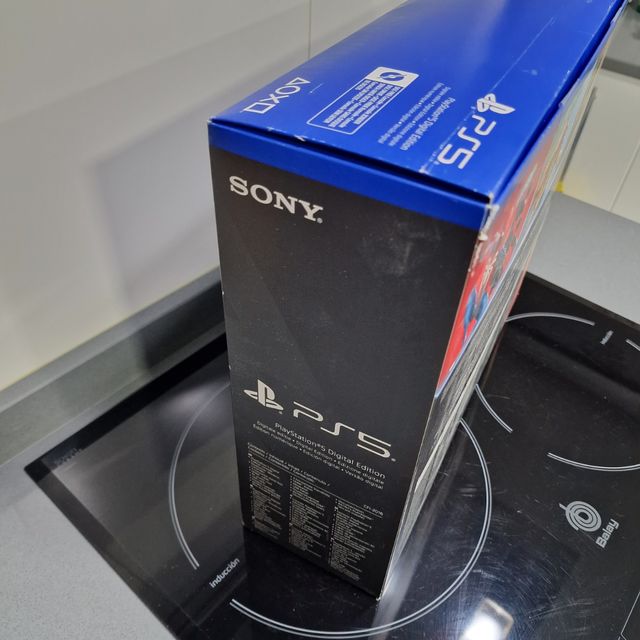 Caja PS5 Digital Edition Sony