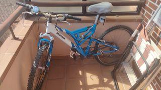 Bicicleta de Montaña Decathlon Azul