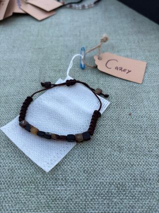 Pulsera CAREY hecha a mano