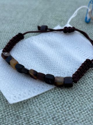 Pulsera CAREY hecha a mano
