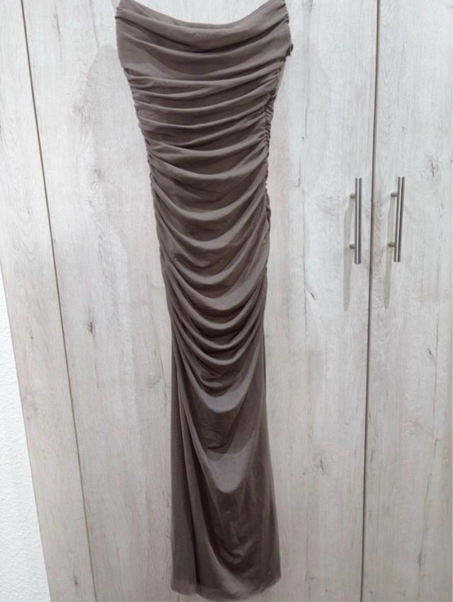 Vestido largo marrón drapeado