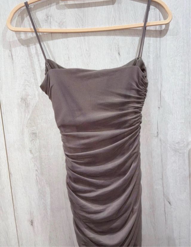 Vestido largo marrón drapeado