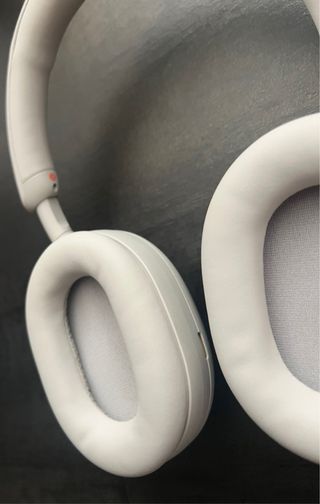 Auriculares Sony WH-1000XM5