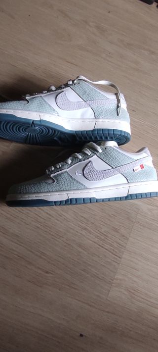 Nike Dunk Low LX Year of the Dragon
