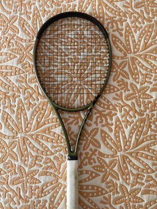 Raqueta Wilson Blade 98 16x19 Grip 2