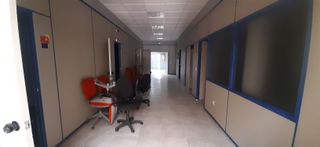 Mamparas division de Oficinas - 500 m2. 