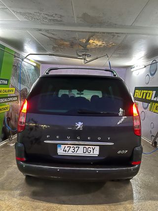 Peugeot 807 2004