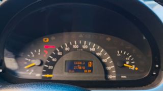 Mercedes-Benz Vito 2005