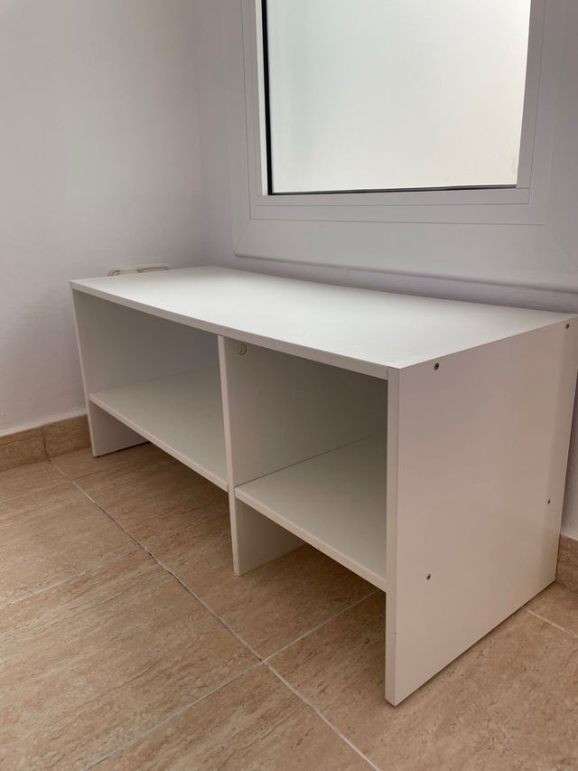Mueble TV blanco de madera