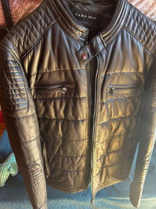 Chaqueta cuero de Zara