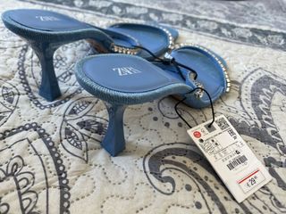 Sandalias Zara Azules Brillantes