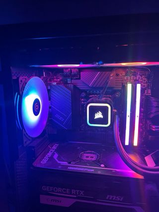 PC Gaming RTX 4080 i7 13ª Gen 32GB RAM SSD