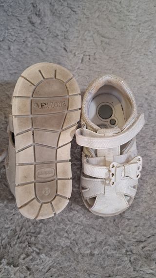Sandali Chicco bambina bianchi