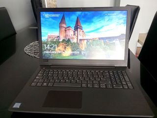 Ordenador portátil Lenovo V130-15iKB 