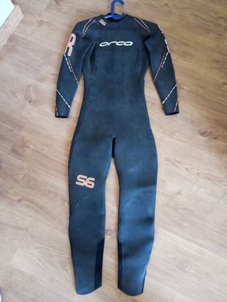 Traje de neopreno Orca S6
Usado 4 veces 