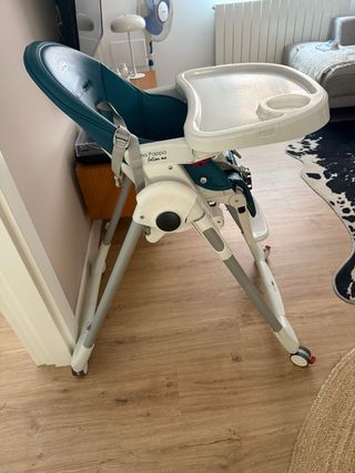 Trona Peg Perego en perfecto estado