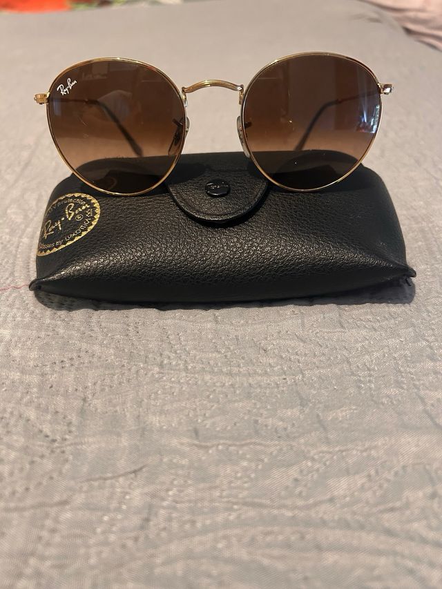 Occhiali da sole Ray-Ban oro e marroni